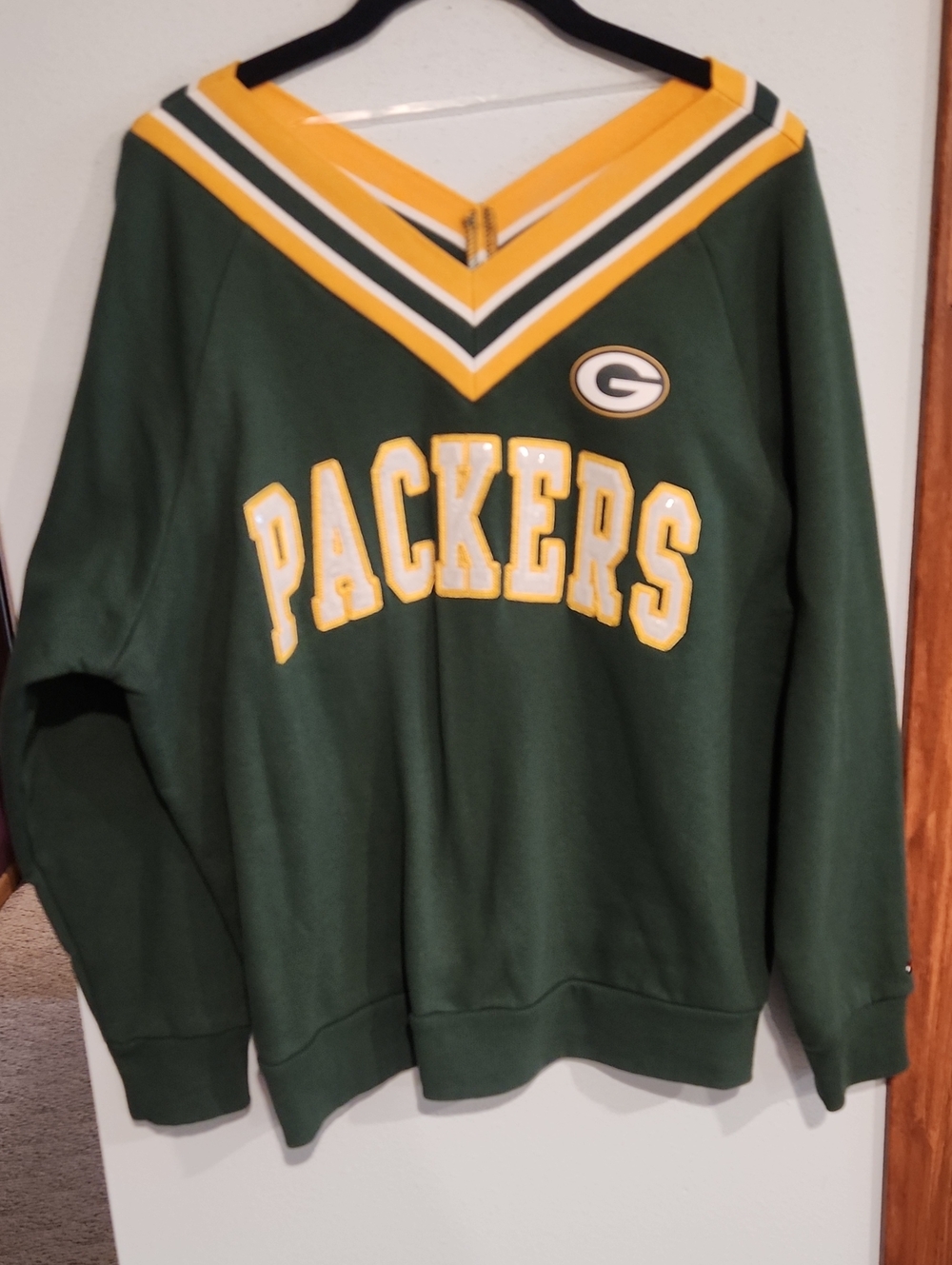 Green Packers Tommy Hilfiger V-Neck Sweatshirt